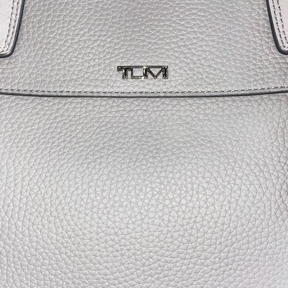 Tumi Grey Leather Briefcase. In excellent condition. - Picture 2 of 14